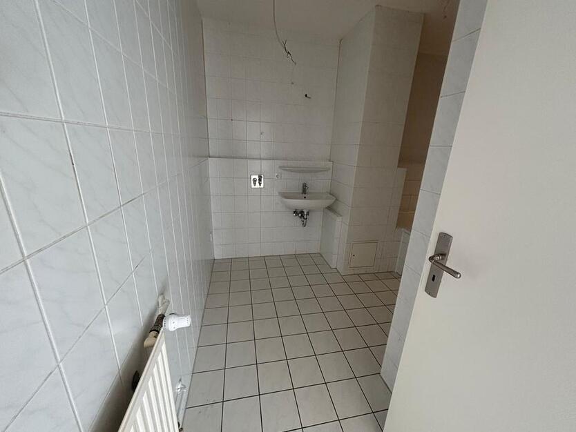 1 Zimmer direkt in Oranienburg frisch renoviert zimmer