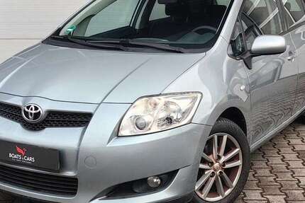 Toyota Auris 173.500 km 6.990 &euro; Leingarten 74211