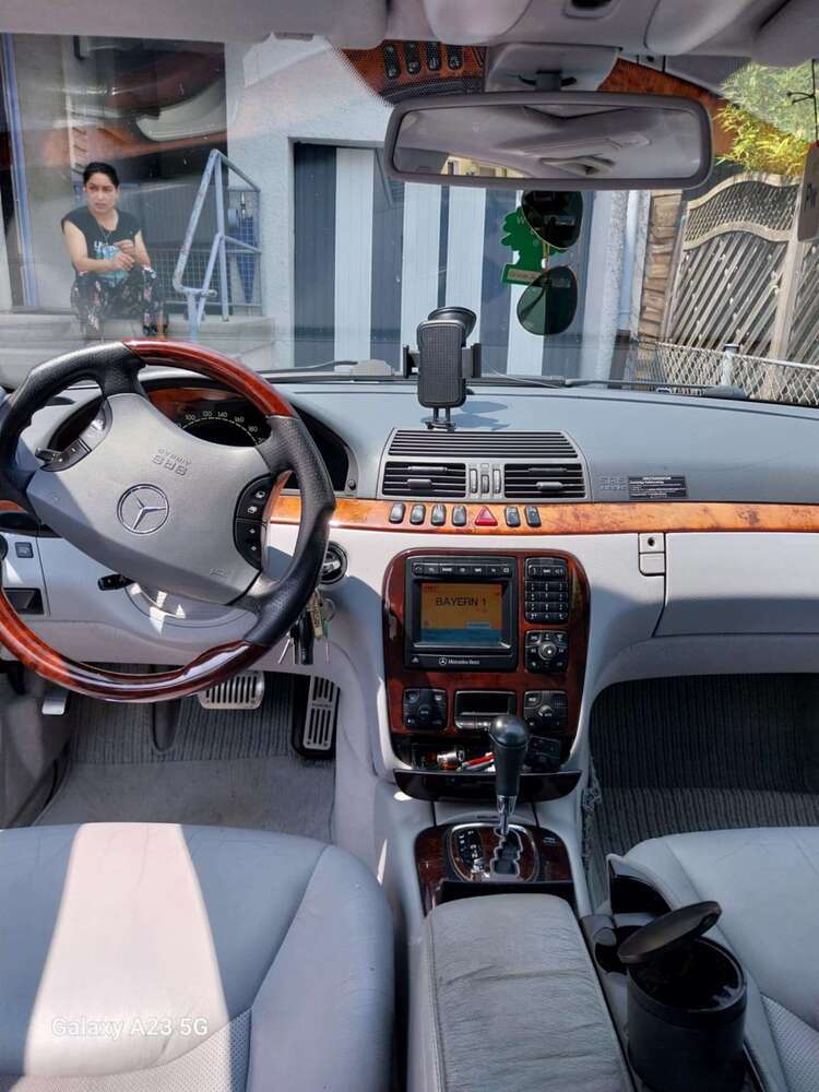 S 320