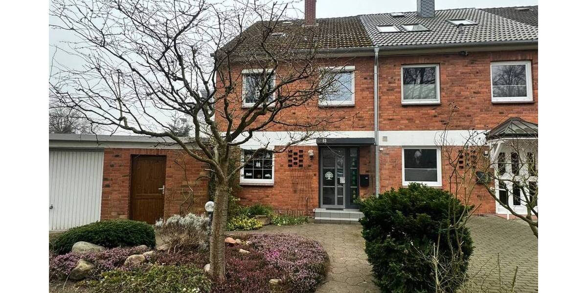 5-Zi.-Reihenendhaus inkl. fünf Garagen zur Vermietung in Lübeck-St. Lorenz-Nord (Musikerviertel) 5 zimmer