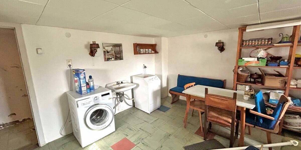 Mehrfamilienhaus, Wohnhaus Kulmbach Ziegelhütten - 8 Zimmer, 175 m&sup2;, 179.000&euro; | Angebot:26346500