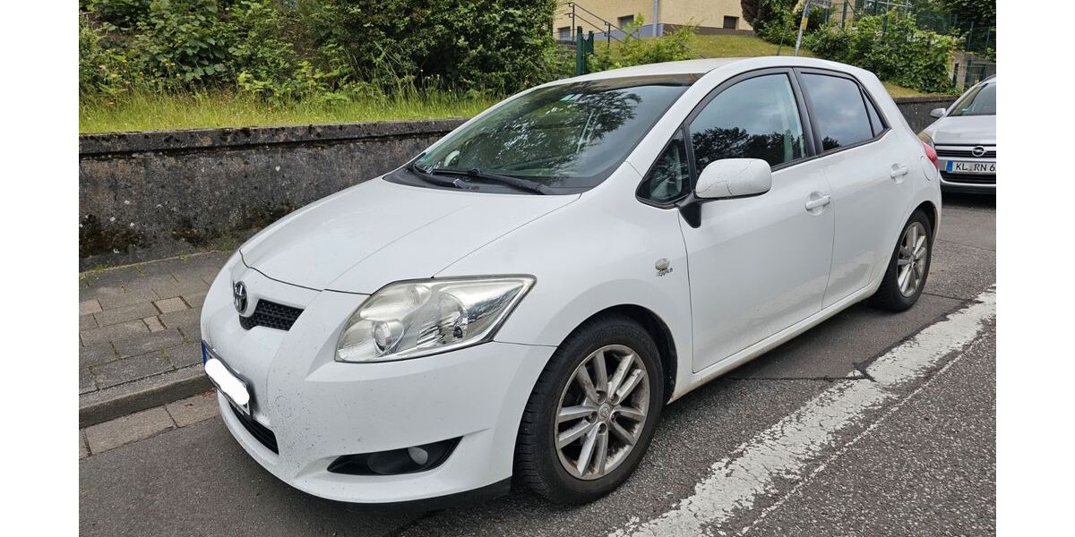 Toyota Auris 173.000 km 4.500 &euro; Trier 54296