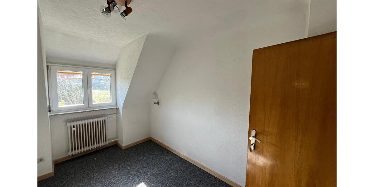 Einfamilienhaus Birkenfeld - 7 Zimmer, 175 m&sup2;, 209.000&euro; | Angebot:26429042