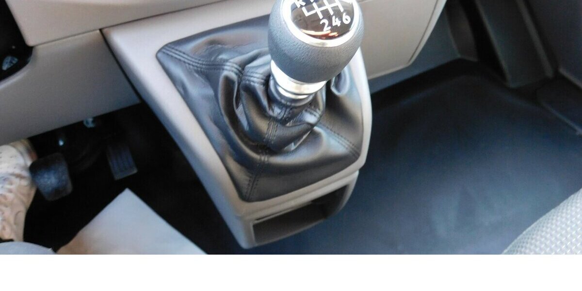 VW T7 Transporter 2.0 TDI 3 Sitze Klima 22.200 km 28.990 &euro; Vordorf 38533