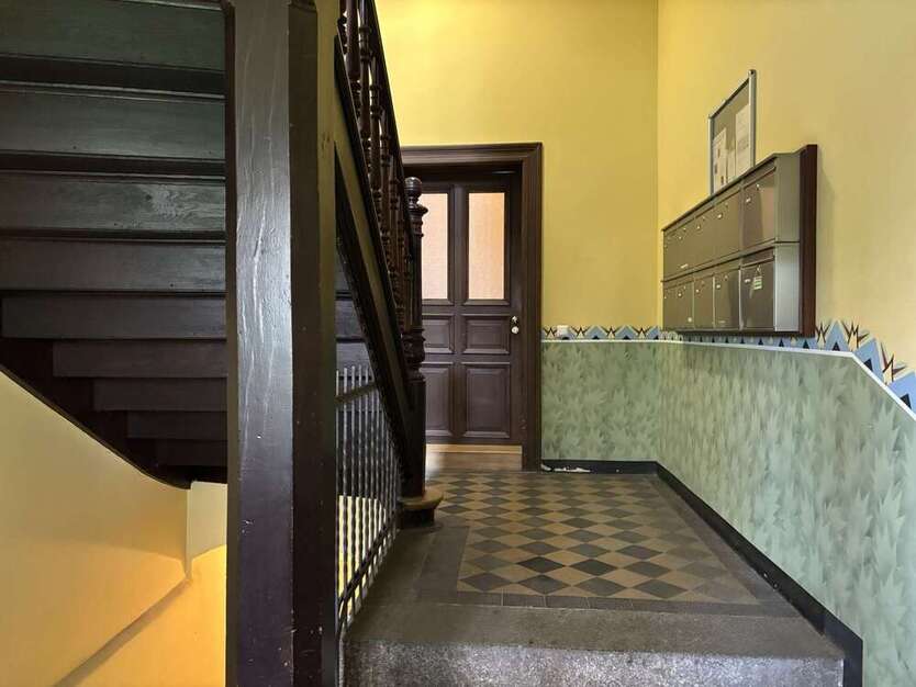 Solides 1 - Zimmer Appartement als Kapitalanlage im Denkmal - MFH 1 zimmer