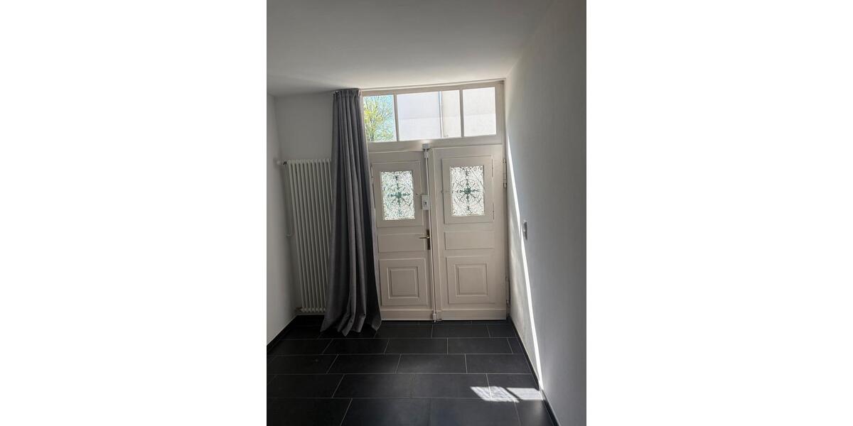 Einfamilienhaus Enger - 9 Zimmer, 200 m&sup2;, 335.000&euro; | Angebot:26396586