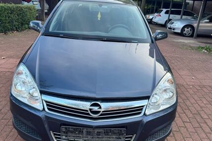 Opel Astra 111.000 km 2.100 € KIEL 24145