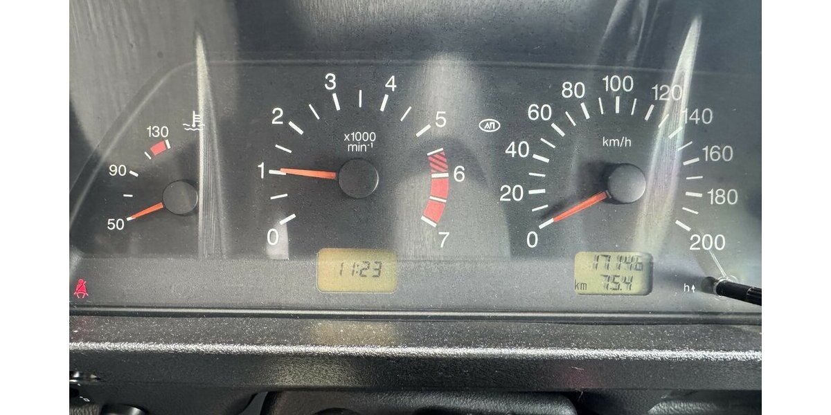 Lada Niva TAIGA Day 4x4 wie neu 2121DE Standhzg. Navi 17.000 km 19.999 &euro; Hamburg 22339