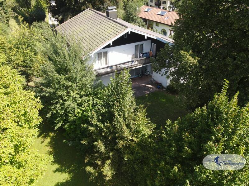 Traumhaftes Grundstück mit Altbestand und unverbaubarem Bergblick