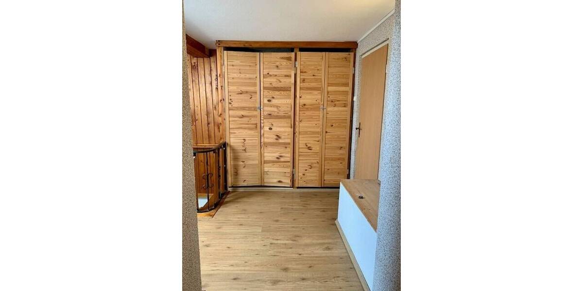 Reihenendhaus Reichenbach - 6 Zimmer, 127 m&sup2;, 99.000&euro; | Angebot:24040745