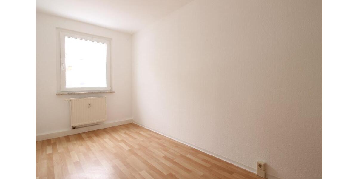 Etagenwohnung Flöha - 3 Zimmer, 58 m&sup2;, 355&euro; | Angebot:13348222