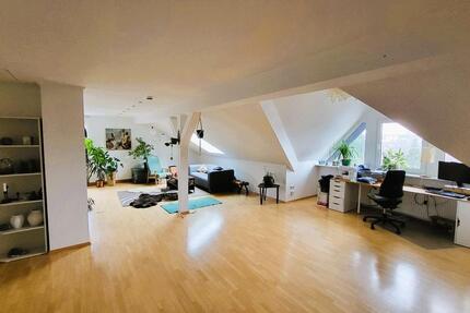 Wohnung Ochsenfurt - 3 Zimmer, 105 m&sup2;, 850&euro; | Angebot:25173837