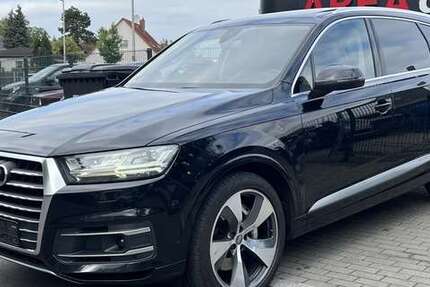 Audi Q7 266.000 km 24.900 € Berlin 12353