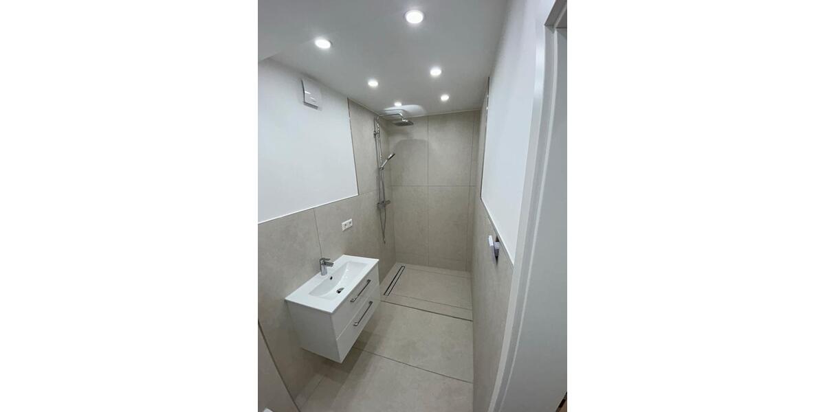 Kernsanierte 2 Zimmer Wohnung 2 zimmer