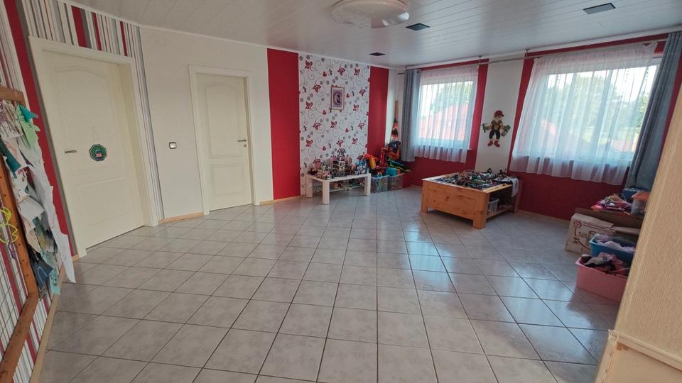 Einfamilienhaus Wahrenholz - 7 Zimmer, 229 m&sup2;, 429.000&euro; | Angebot:26780231