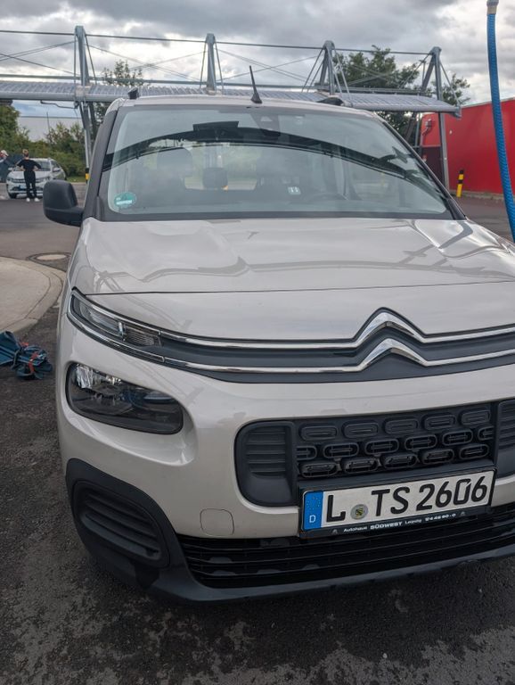 Citroen Berlingo 62.000 km 15.600 € Leipzig 04177