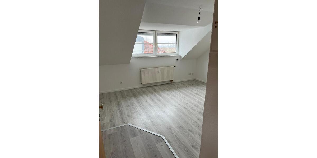 Dachgeschoßwohnung Bad Friedrichshall - 1 Zimmer, 21 m&sup2;, 425&euro; | Angebot:26383048