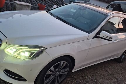 Mercedes-Benz 200 278.000 km 11.200 € Uttenweiler 88524