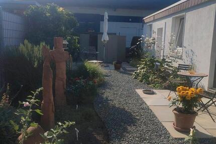 Bungalow, teilmöbliert zur Kurzzeitmiete.
