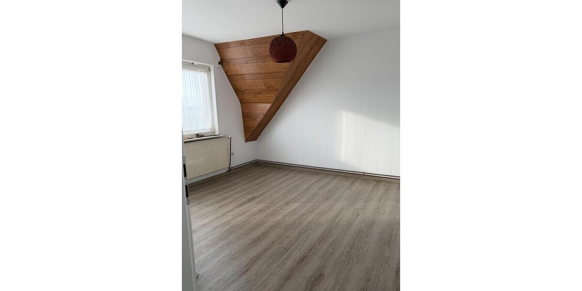 Einfamilienhaus Sögel - 6 Zimmer, 140 m&sup2;, 1.300&euro; | Angebot:25056771