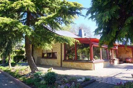 Haus Bernburg (Saale) - 4 Zimmer, 200 m&sup2;, 1.250.000&euro; | Angebot:27350362