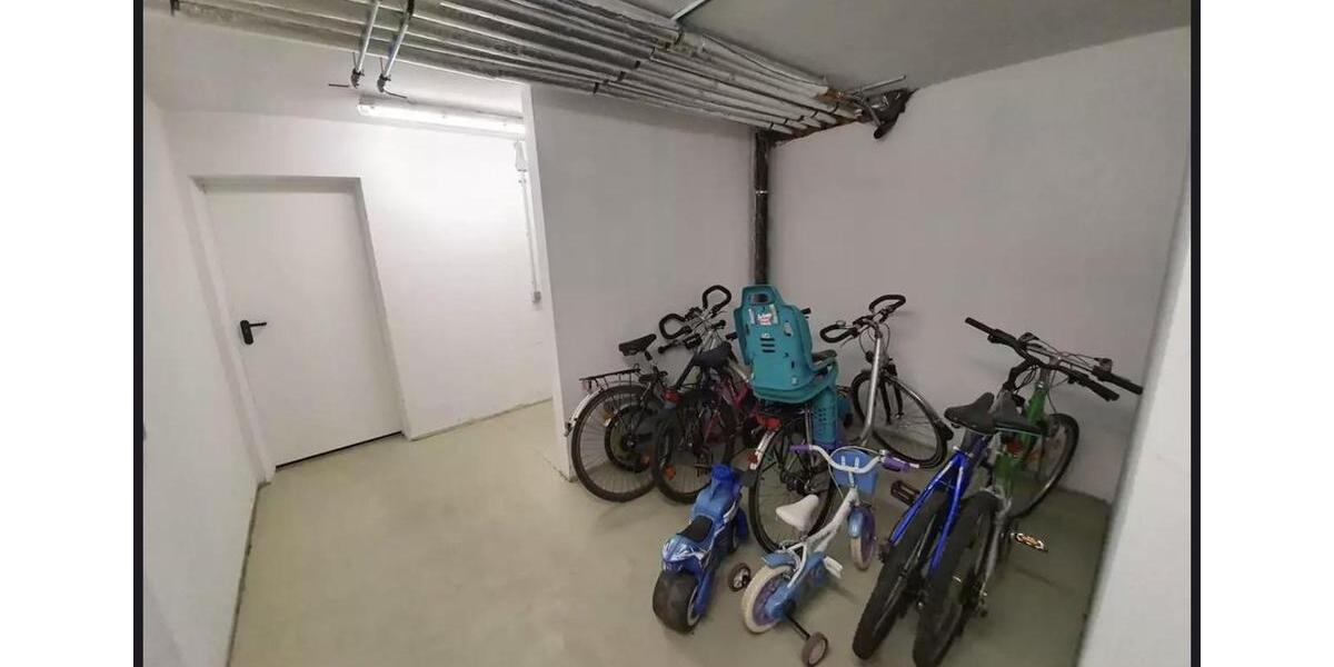 Dachgeschoßwohnung Bad Rappenau - 4 Zimmer, 125 m&sup2;, 1.300&euro; | Angebot:26416215