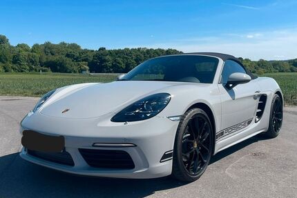 Porsche Boxster 5.990 km 74.555 € Schwäbisch Hall 74523