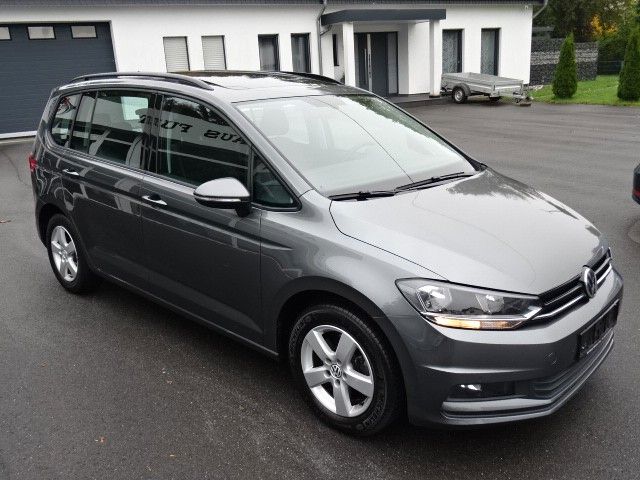VW Touran 114.000 km 17.700 &euro; Hattert 57644