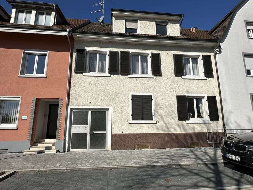 Haus zum Kaufen in Grenzach-Wyhlen 489.000 € 226 m²