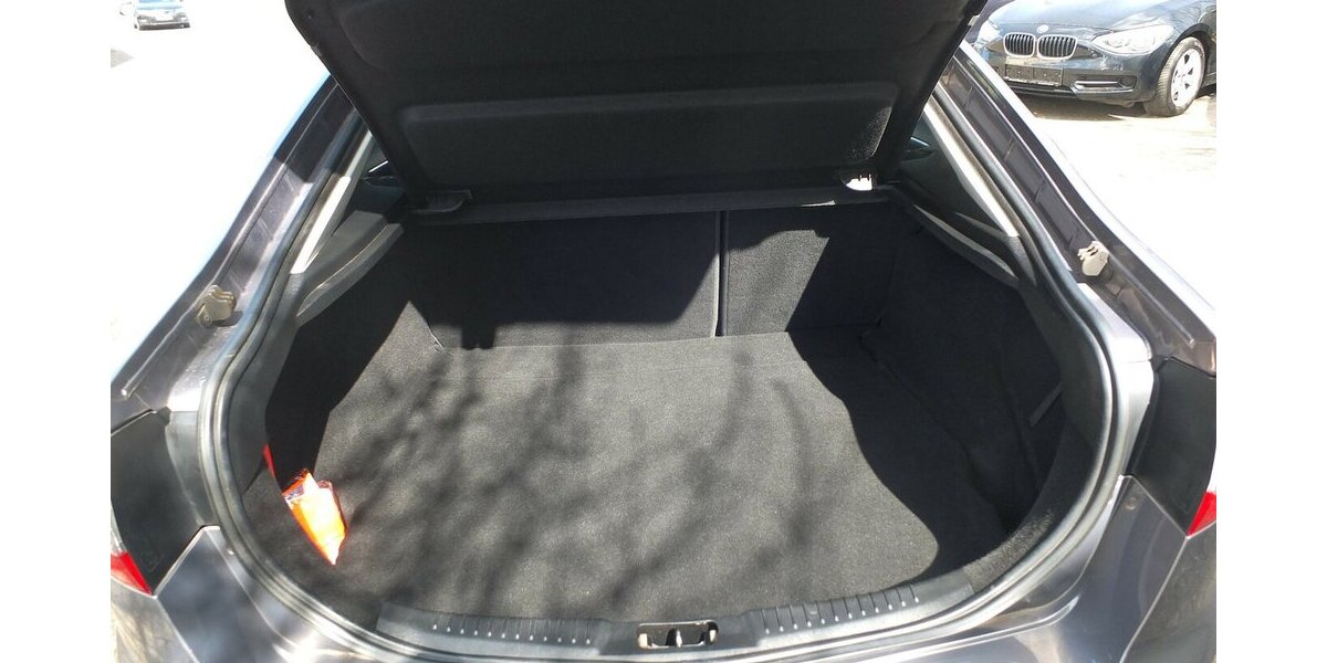 Ford Mondeo 2.0TDCi AUTOMATIC-PROBLEME NAVI XENON PDC B 143.215 km 7.000 &euro; Köln 50858