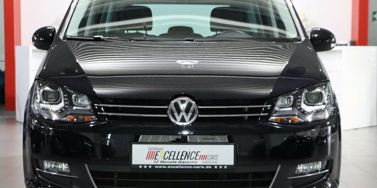 VW Sharan 1.4 TSI BUSINESS HIGHLINE / XENON / TOP 64.000 km 27.444 &euro; Hamm 59077