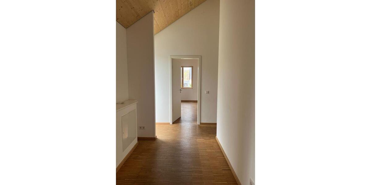 Bungalow Chemnitz Klaffenbach - 5 Zimmer, 150 m&sup2;, 2.050&euro; | Angebot:26461270