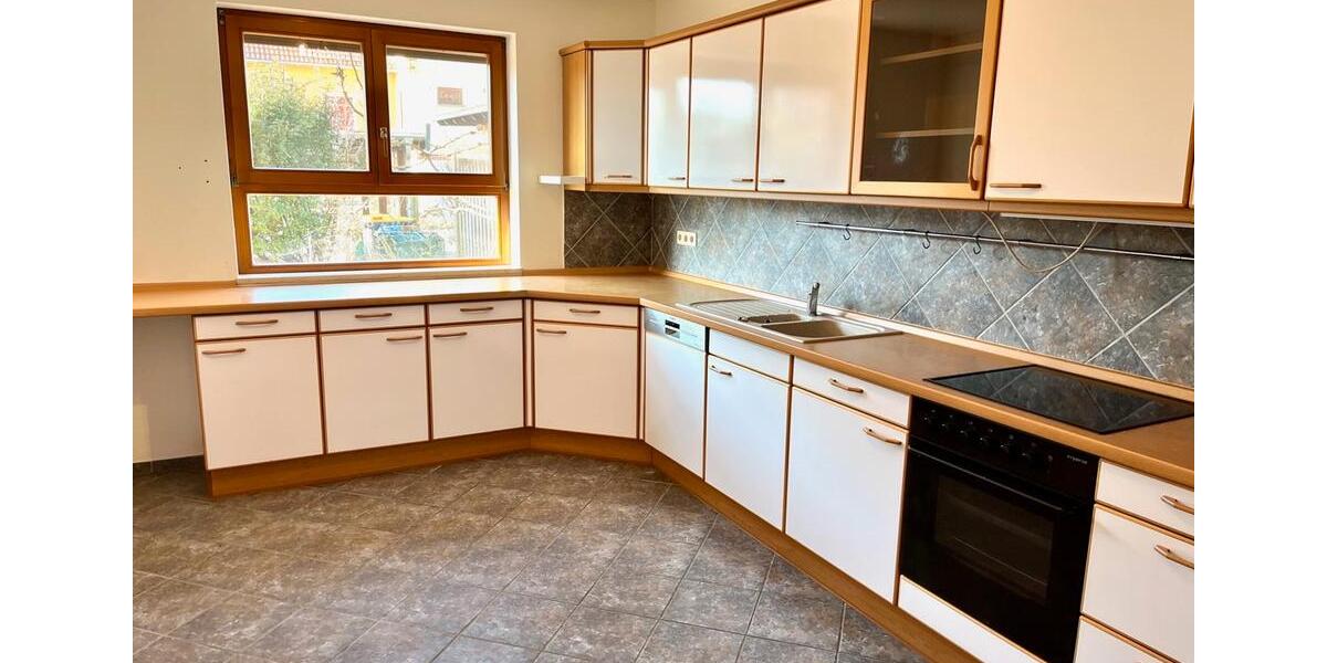 Reihenhaus Bannewitz - 6 Zimmer, 166 m&sup2;, 2.158&euro; | Angebot:25977535