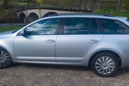 Skoda Octavia 264.000 km 7.100 &euro; Thal 31812