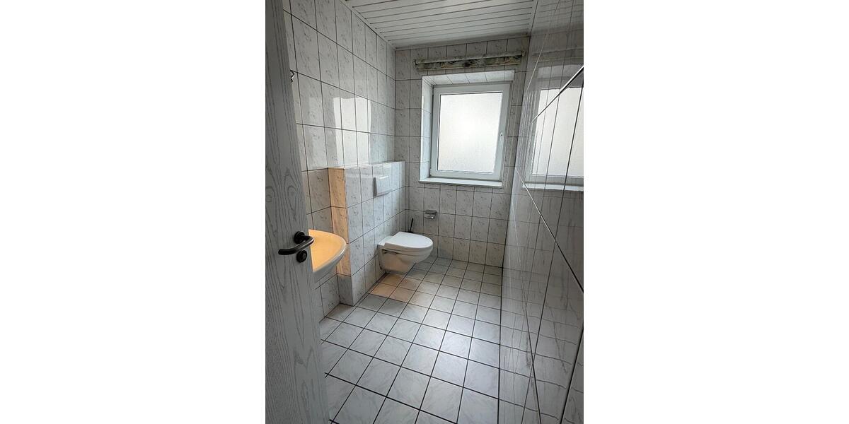Erdgeschoßwohnung Extertal - 3 Zimmer, 107 m&sup2;, 750&euro; | Angebot:26279248