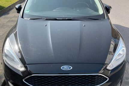 Ford Focus 143.100 km 9.900 &euro; Langenfeld 40764