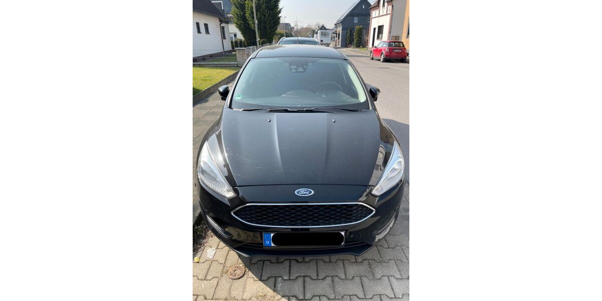 Ford Focus 143.100 km 9.900 &euro; Langenfeld 40764
