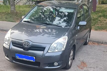 Toyota Corolla Verso 270.000 km 3.000 &euro; Neuss 41460
