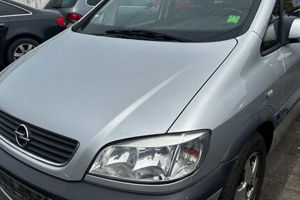 Opel Zafira 247.345 km 1.999 &euro; Köln 51145