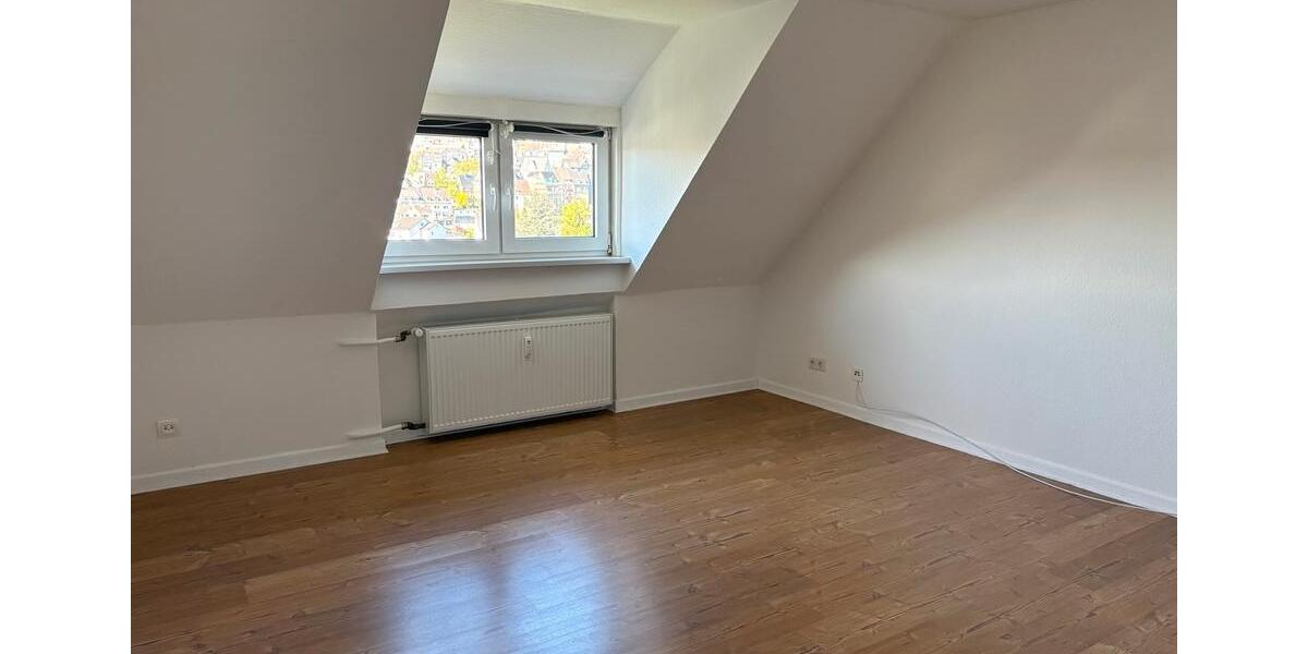 Dachgeschoßwohnung Siegen Kaan-Marienborn - 3 Zimmer, 75 m&sup2;, 172.000&euro; | Angebot:25960743