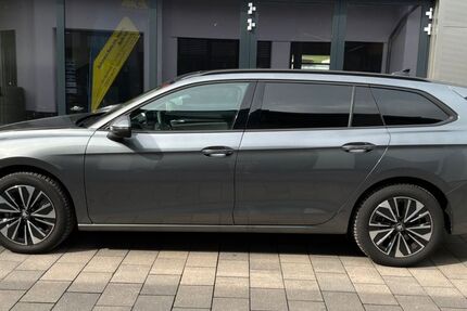 Skoda Superb 17.290 km 39.550 &euro; Schmallenberg-Niederberndorf 57392