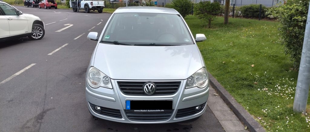 VW Polo 106.618 km 2.995 &euro; Ratingen 40880