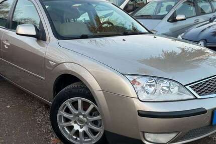 Ford Mondeo 87.461 km 4.490 &euro; Berlin 13089