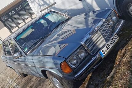 Mercedes 230