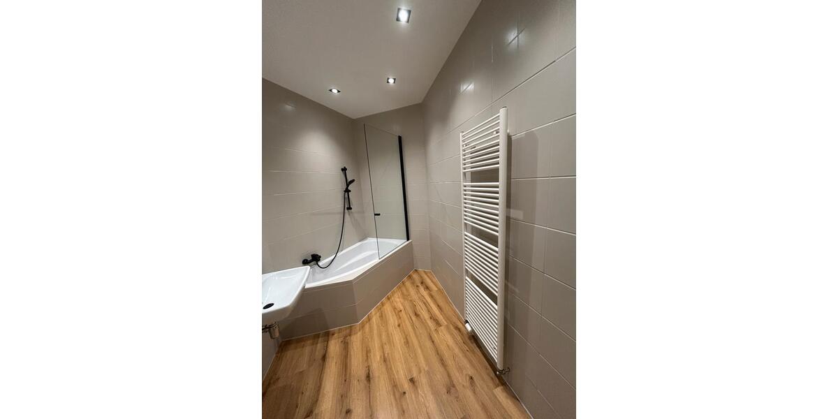 Etagenwohnung Gera Debschwitz - 3 Zimmer, 67 m&sup2;, 525&euro; | Angebot:26409190