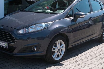 Ford Fiesta 48.905 km 6.990 &euro; Gelmeroda 99428
