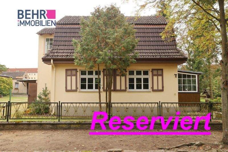 Einfamilienhaus Britz - 3 Zimmer, 107 m&sup2;, 235.000&euro; | Angebot:23289851