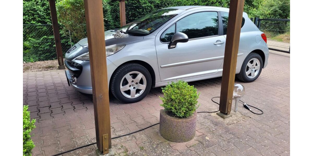 Peugeot 207 138.900 km 2.890 &euro; Lüneburg 21339