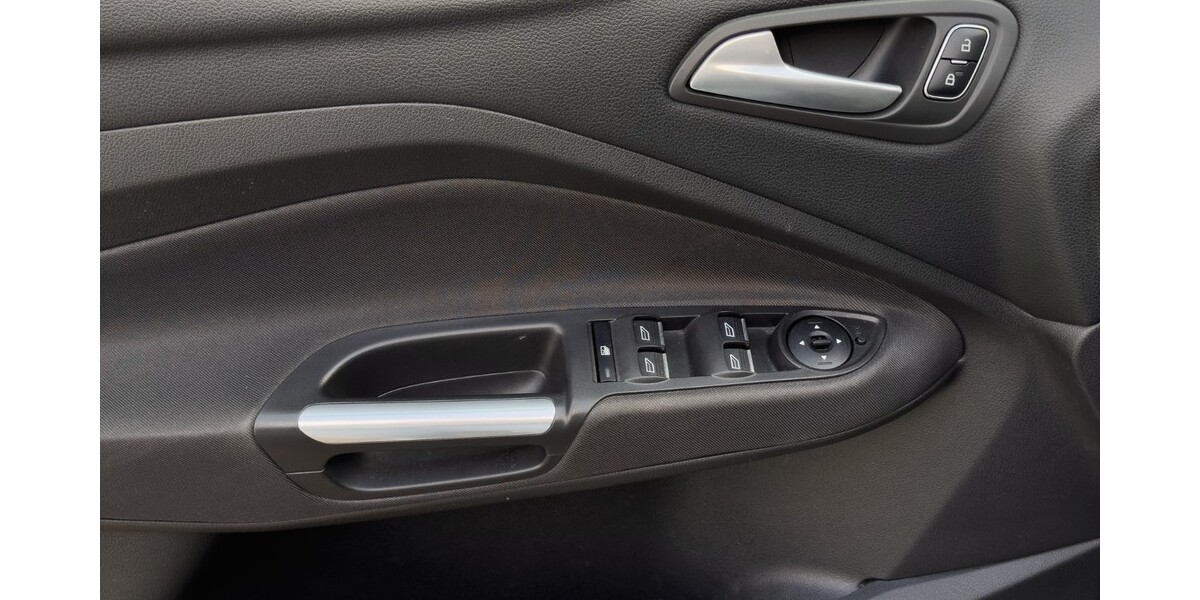 Ford C-Max 89.287 km 15.900 &euro; Weißenfels 06667