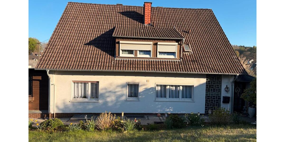 Einfamilienhaus Wilnsdorf - 220.000&euro; | Angebot:26329287
